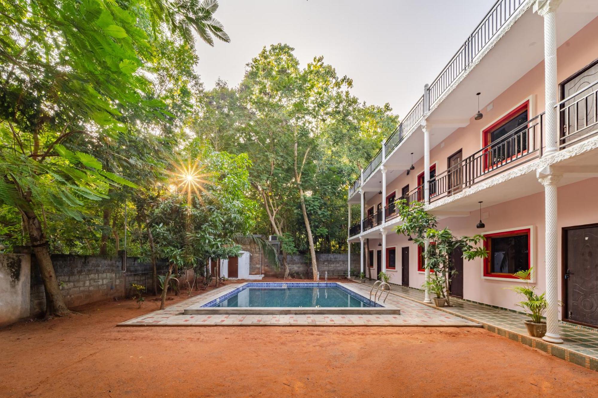 Hotel De Jardin Pondicherry With Swimming Pool Exterior foto